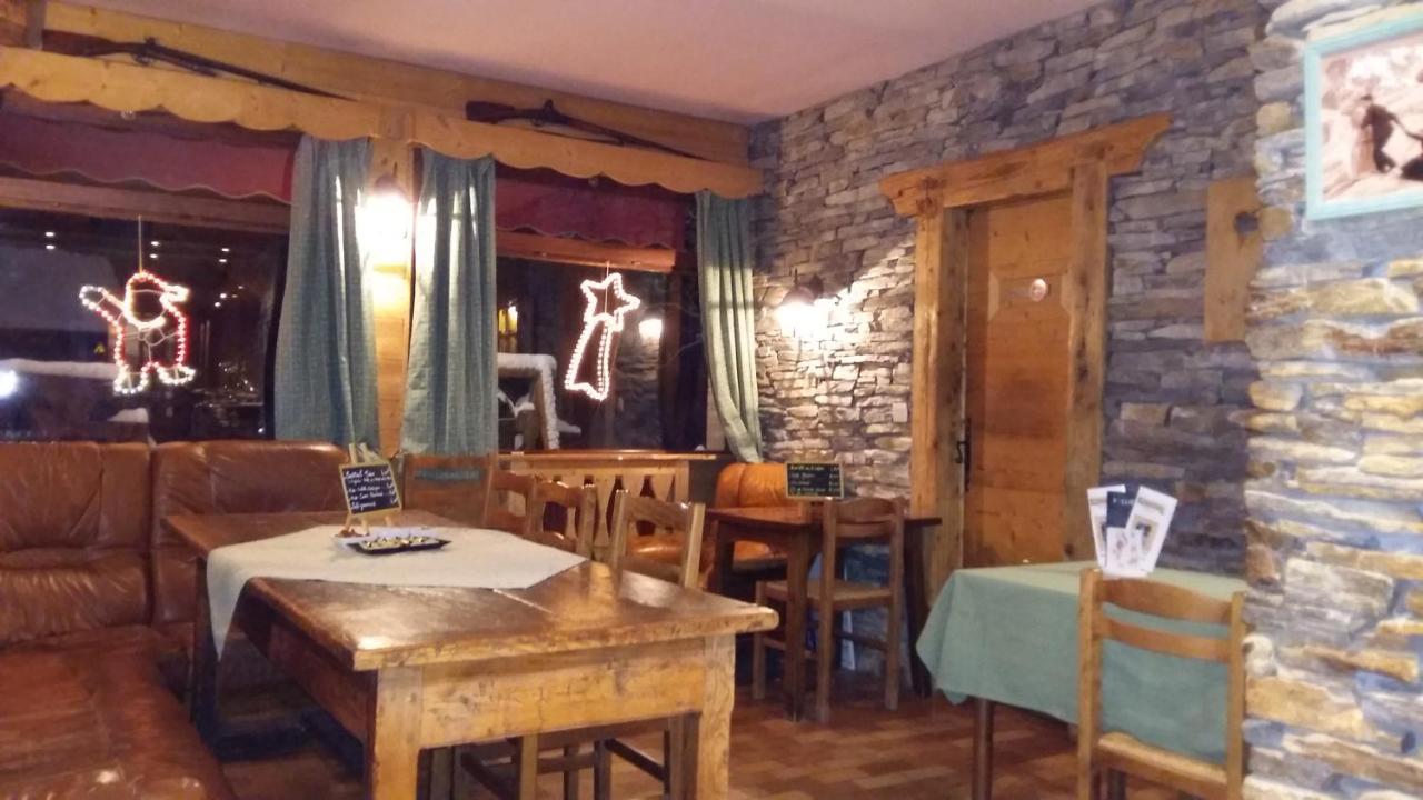 פוי-סן-ונסן Hotel Aigliere מראה חיצוני תמונה