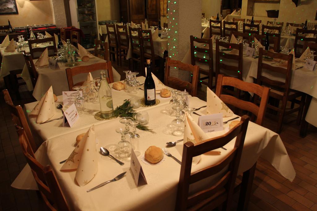 פוי-סן-ונסן Hotel Aigliere מראה חיצוני תמונה